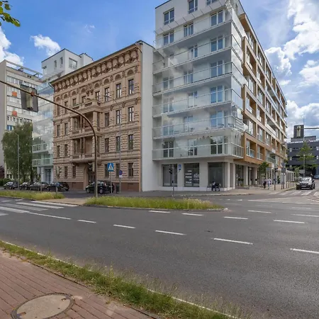 Apartment Nowoczesny Z Parkingiem W Centrum Szczecina By Renters Szczecin