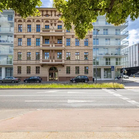 Nowoczesny Z Parkingiem W Centrum Szczecina By Renters * Szczecin