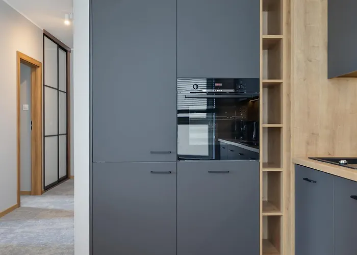 Nowoczesny Z Parkingiem W Centrum Szczecina By Renters Apartman