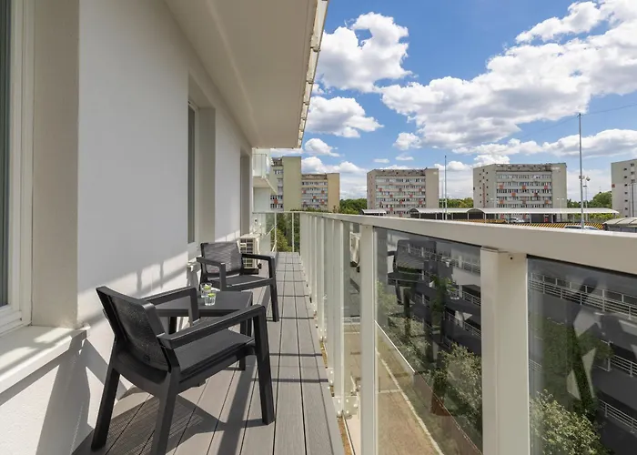 Nowoczesny Z Parkingiem W Centrum Szczecina By Renters Apartman Szczecin